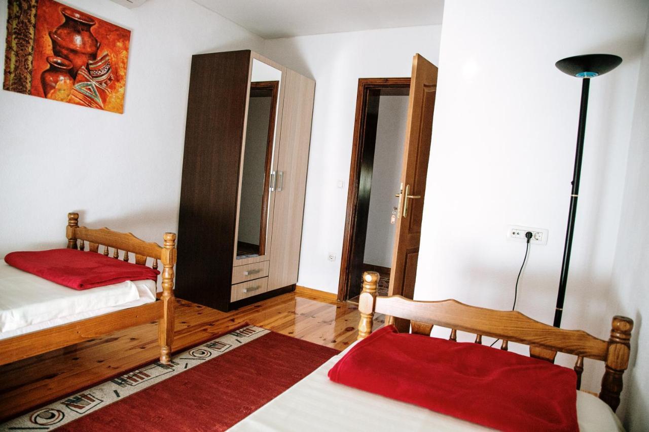 Apartment Ikar Mostar Eksteriør bilde